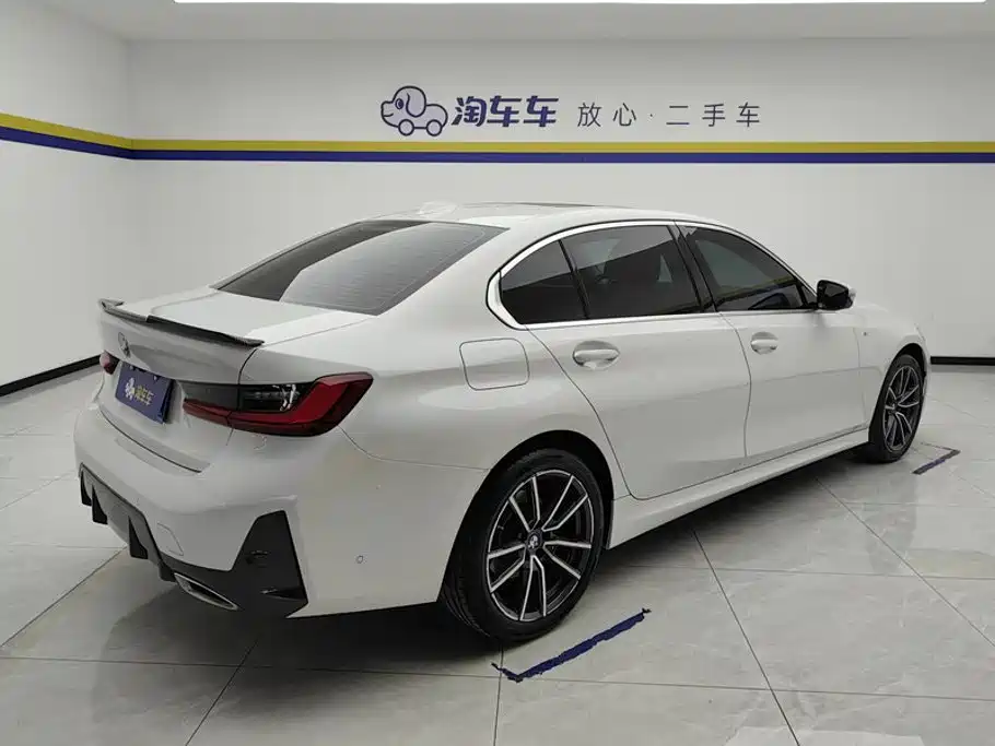 BMW 3 Series 2024