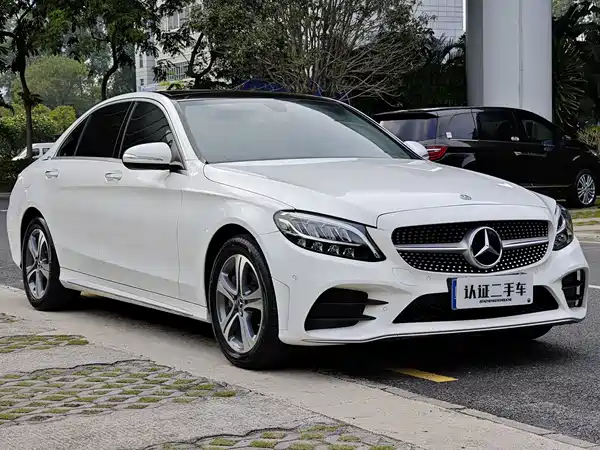 Mercedes-Benz C-Class 2020