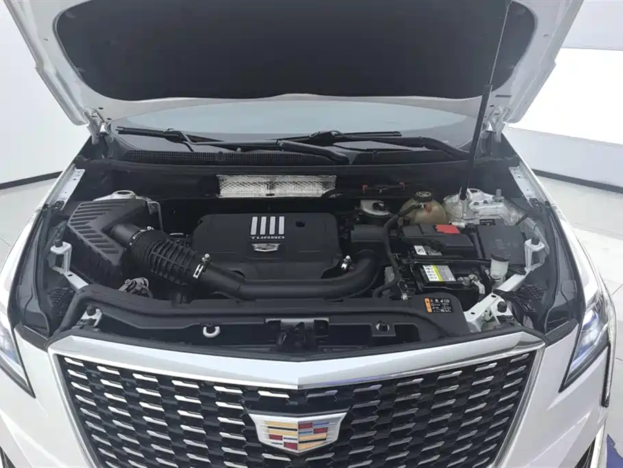 Cadillac XT5 2021 — фото 10