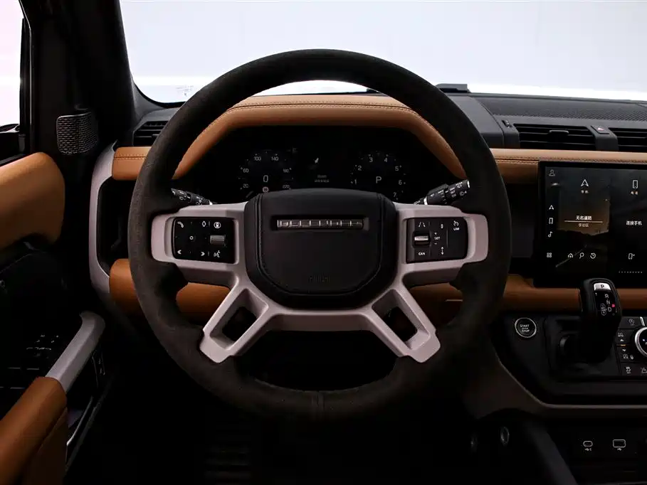 Land Rover Defender 2024
