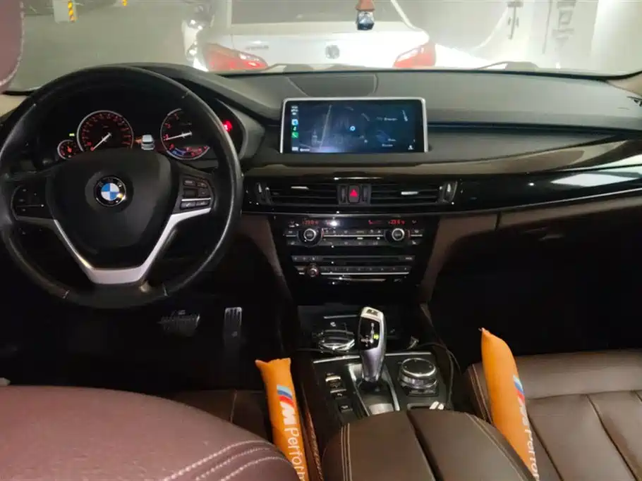BMW X5 2018 — фото 12