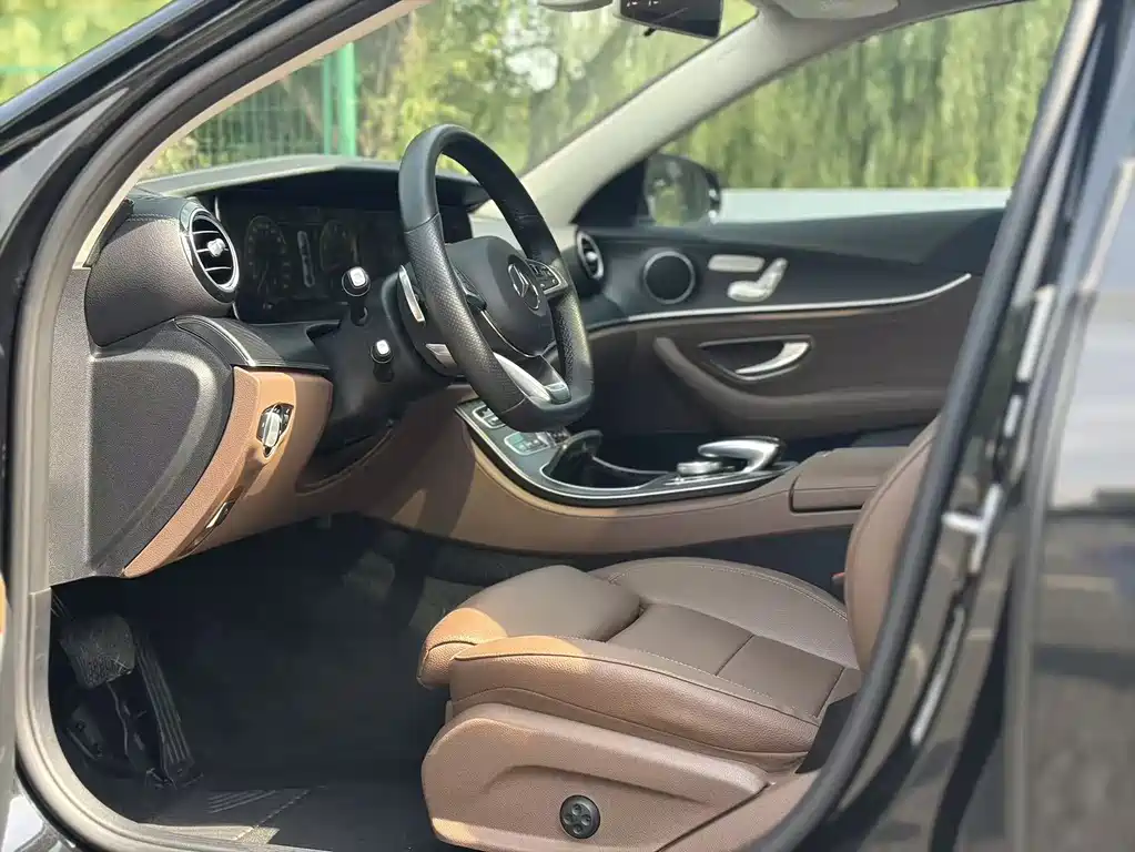 Mercedes-Benz E-Class 2018