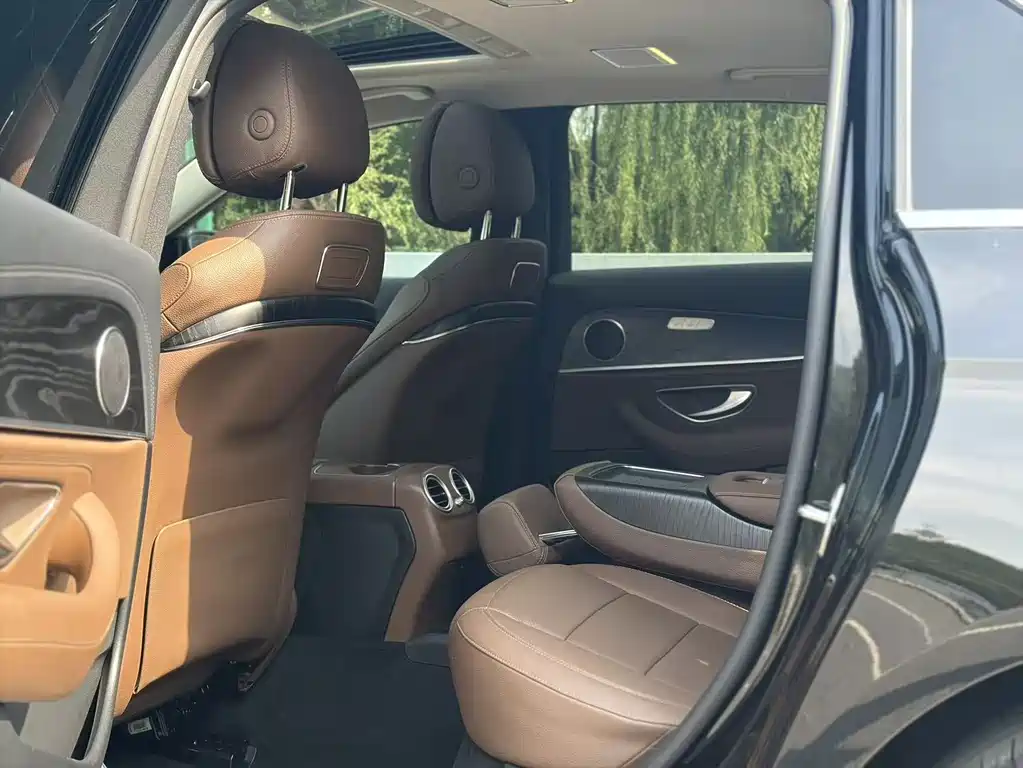 Mercedes-Benz E-Class 2018