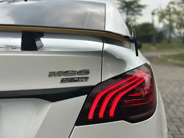 MG MG6 2021