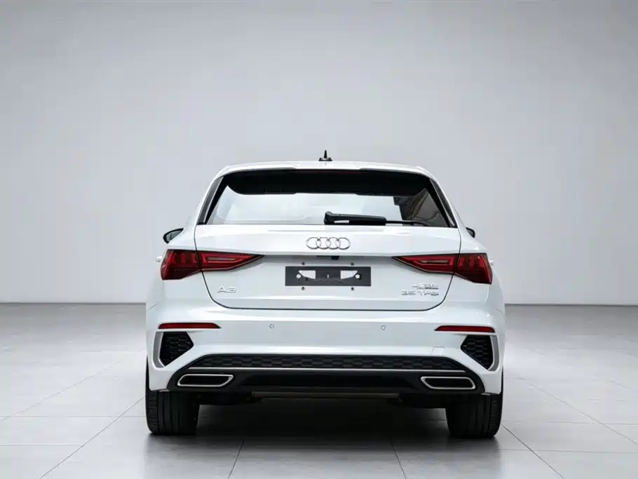 Audi A3 2023 — фото 6