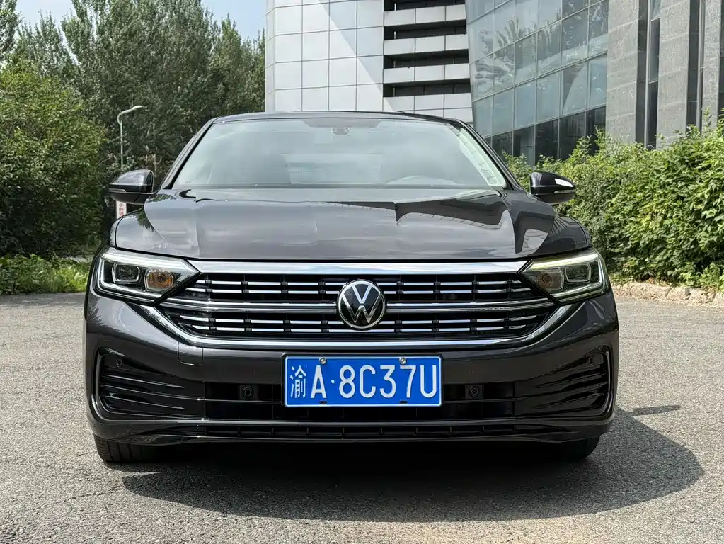 Volkswagen Sagitar 2023