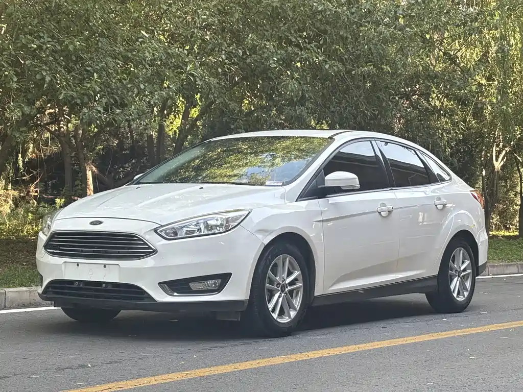 Ford Focus 2017 — фото 1