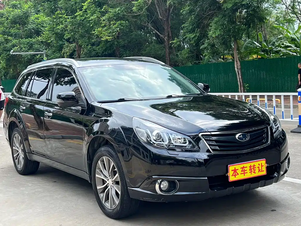 Subaru Outback 2012 — фото 3