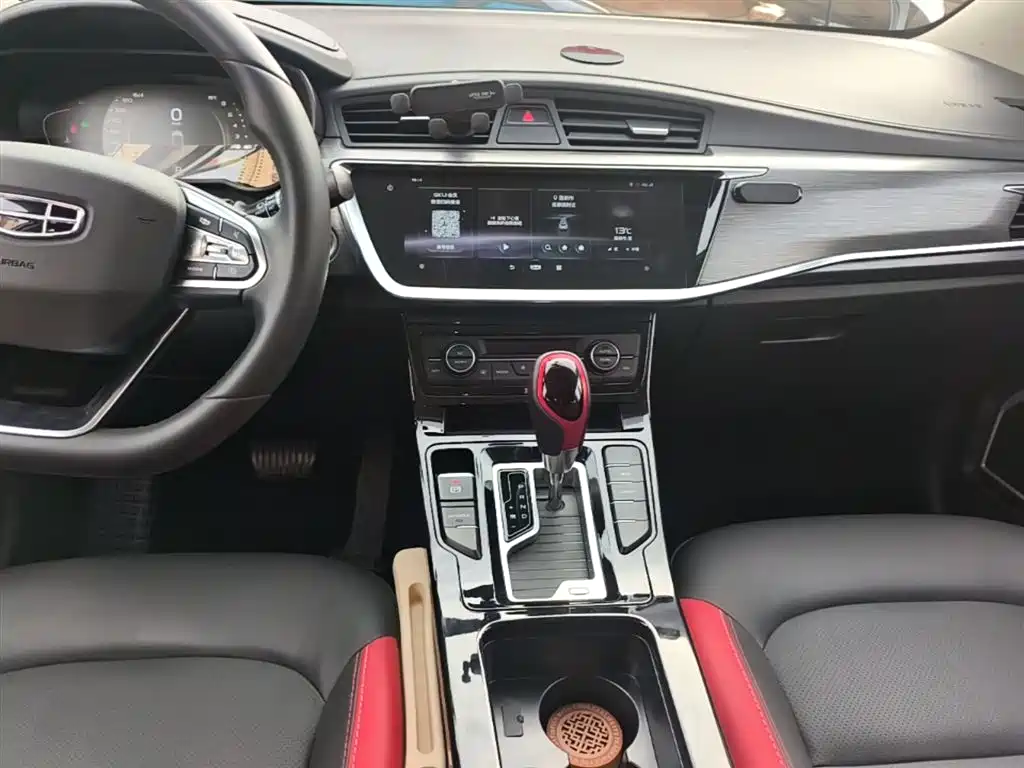 Geely Emgrand GS 2021 — фото 13