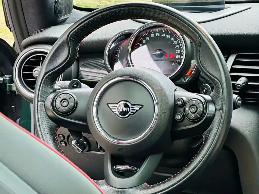 MINI JCW 2019 — фото 14
