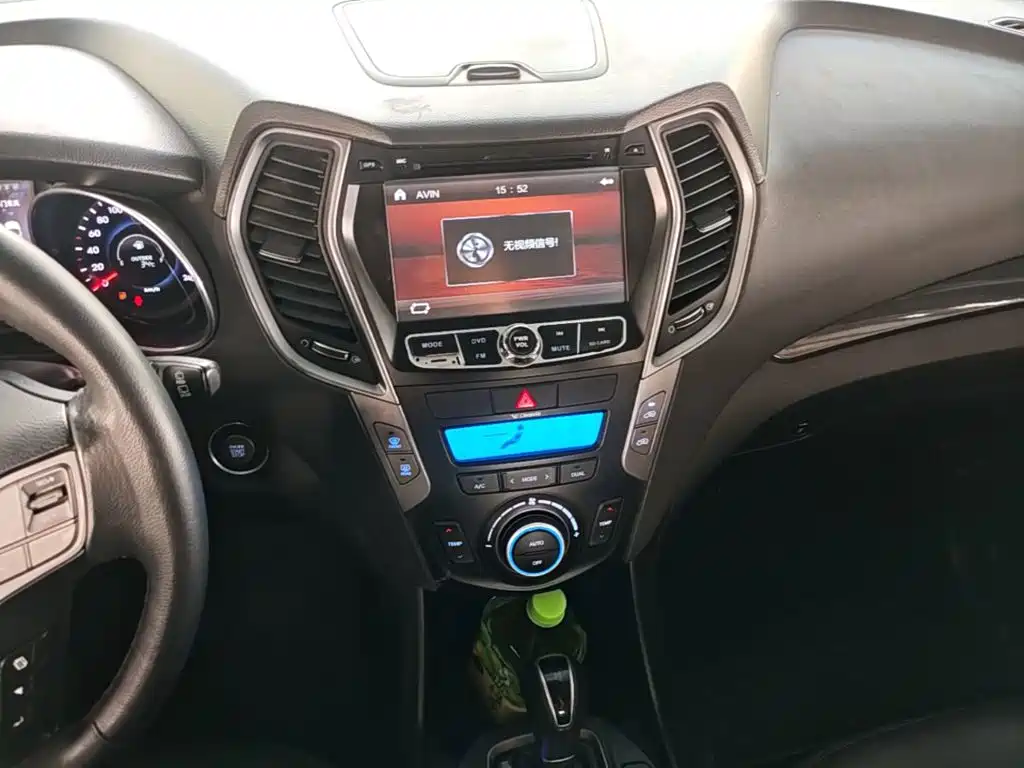 Hyundai Santa Fe 2015 — фото 13