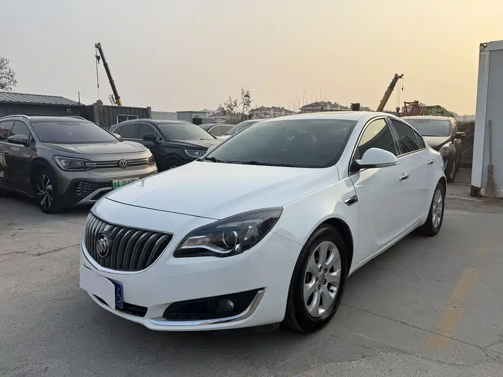 Buick Regal 2016 — фото 1