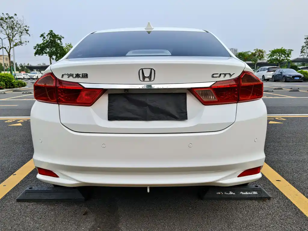 Honda City 2017 — фото 9