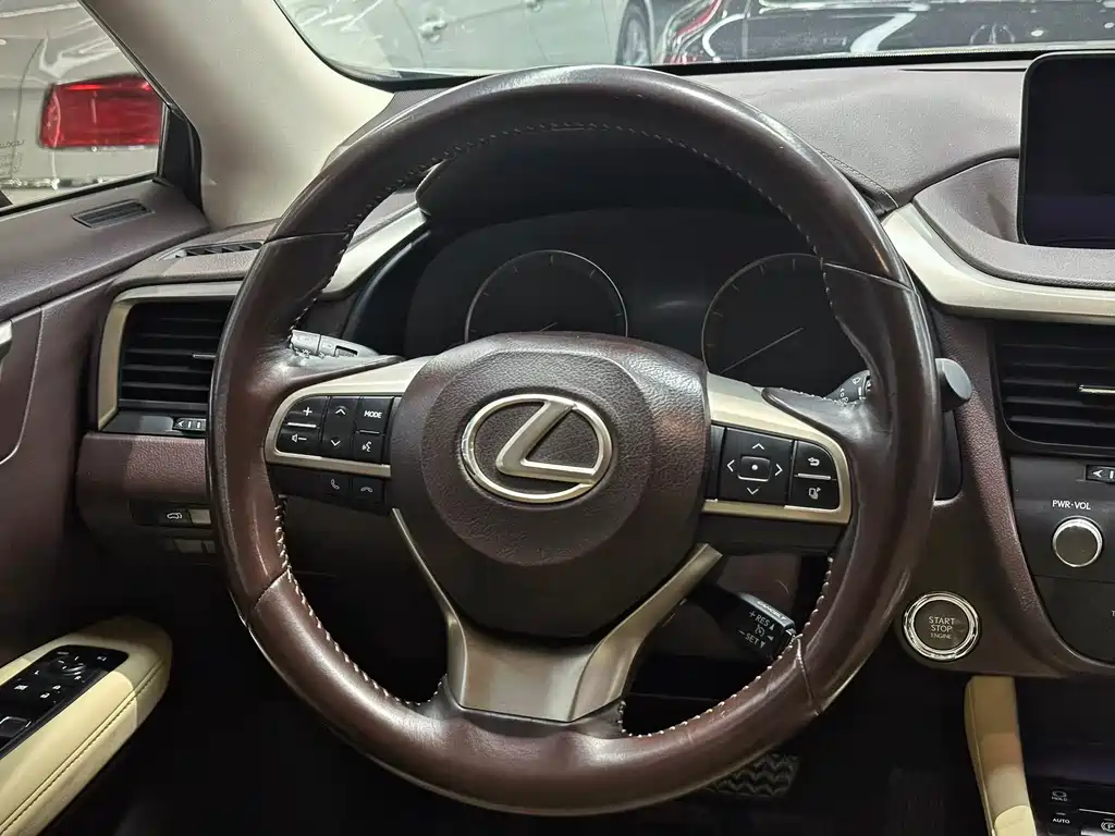 Lexus RX 2019 — фото 13