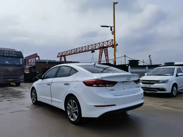 Hyundai Celesta 2016