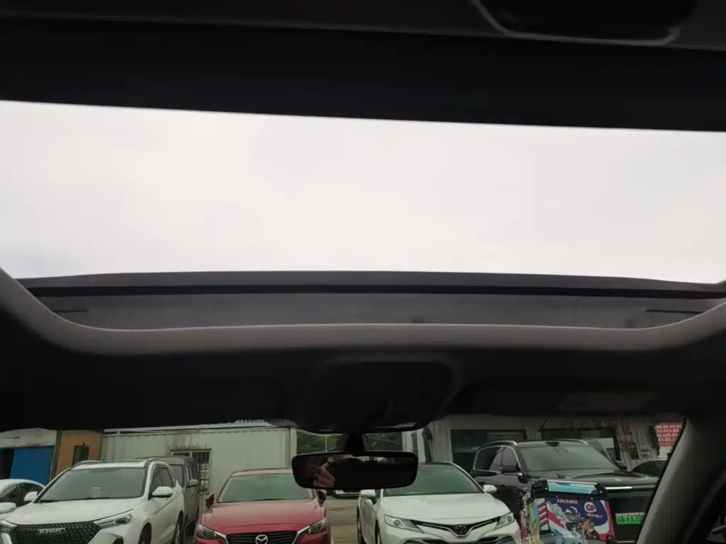 Audi Q2L 2021 — фото 18