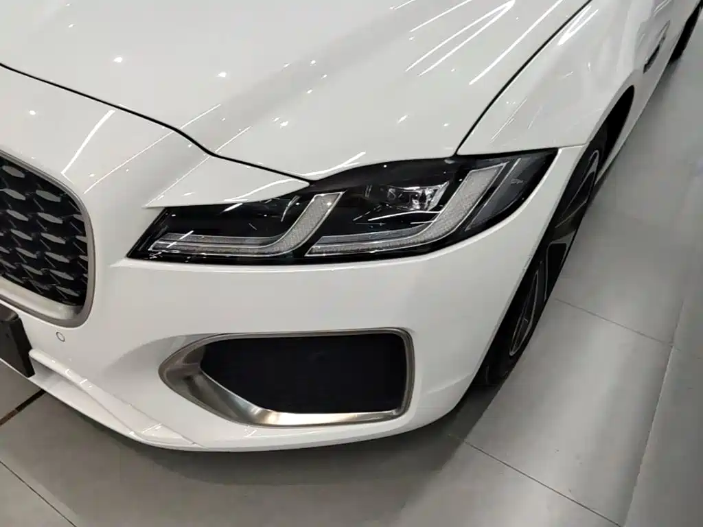 Jaguar XFL 2023 — фото 24