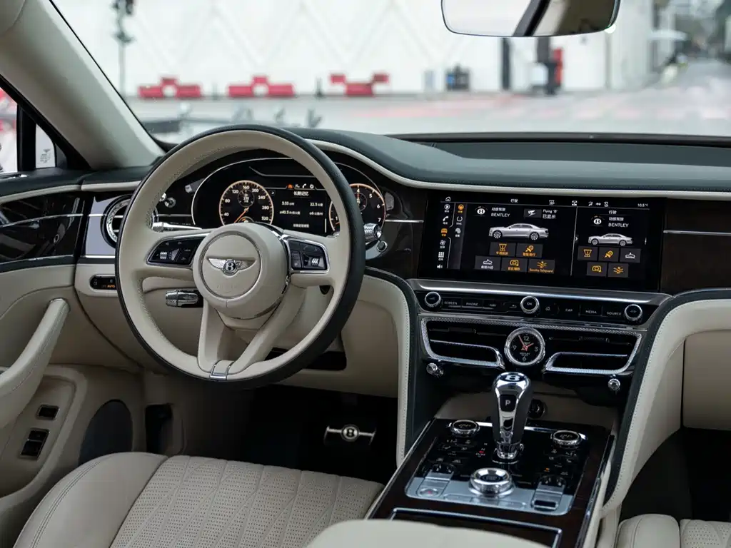 Bentley Flying Spur 2021 — фото 12