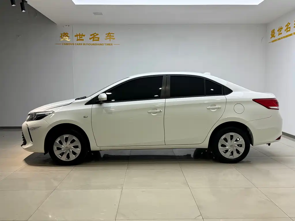 Toyota Vios 2017 — фото 4