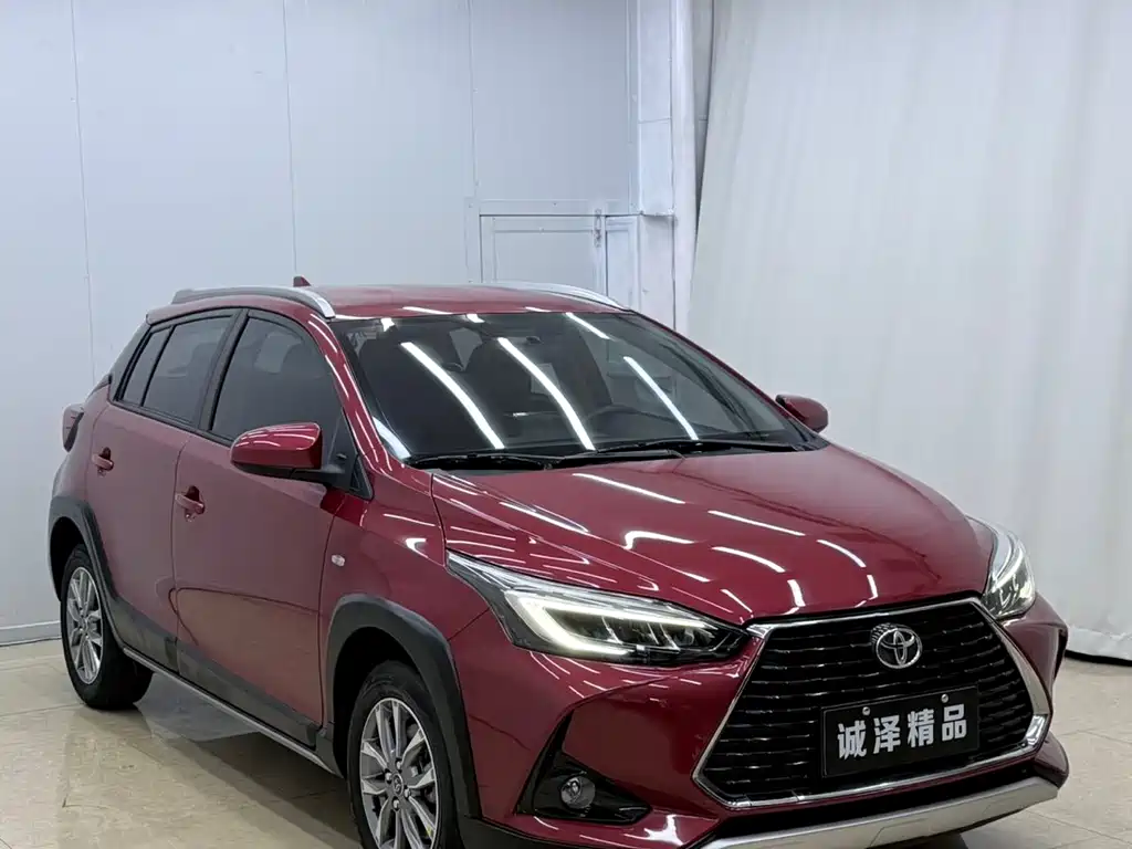 Toyota Yaris L 2022