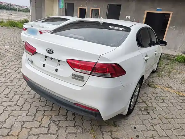 Kia K4 2014