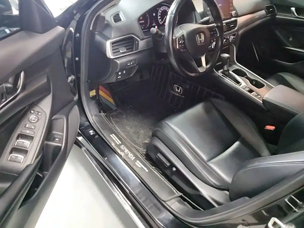 Honda Accord 2021 — фото 16