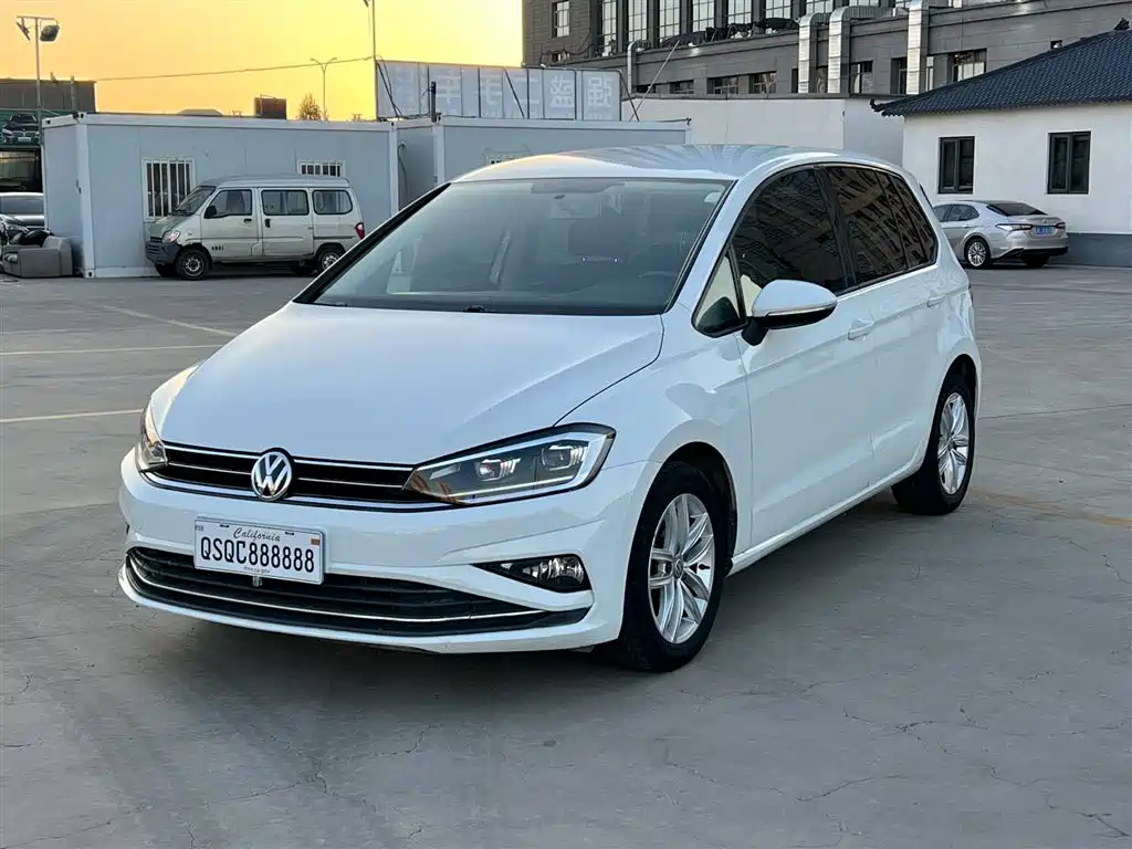 Volkswagen Golf Sportsvan 2019 — фото 1