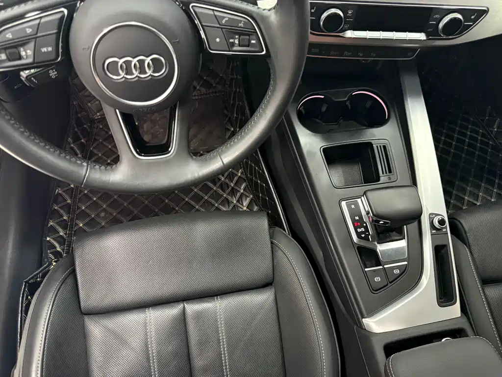 Audi A4L 2020 — фото 14