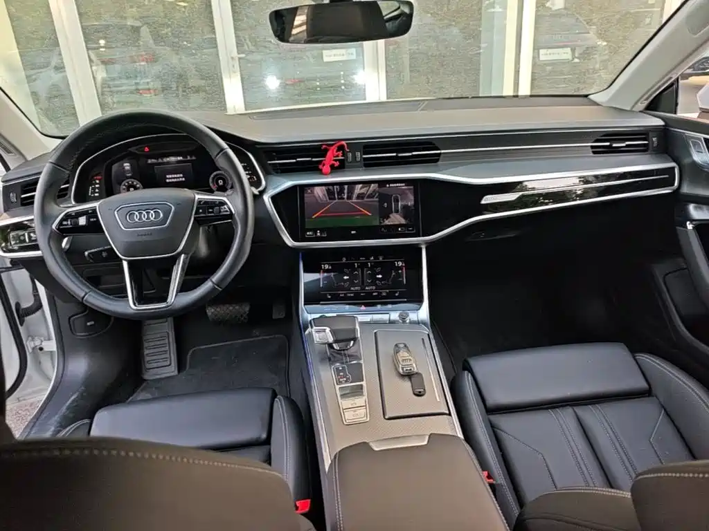 Audi A7 2024 — фото 10