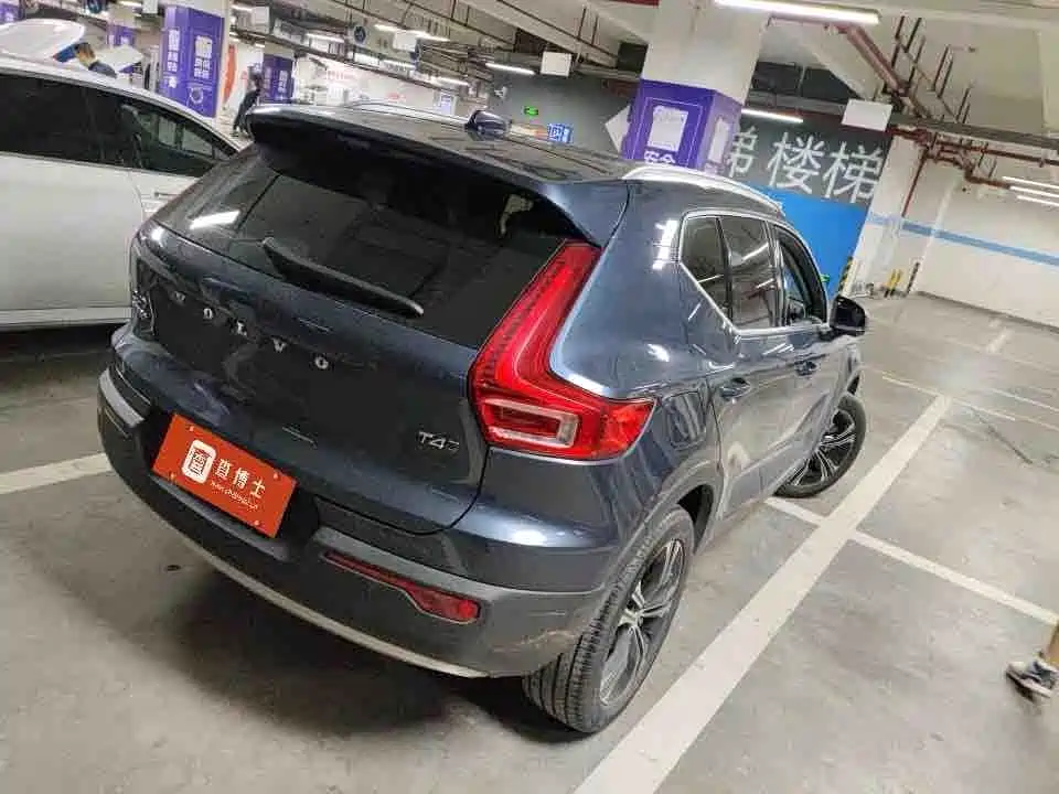 Volvo XC40 2020 — фото 4