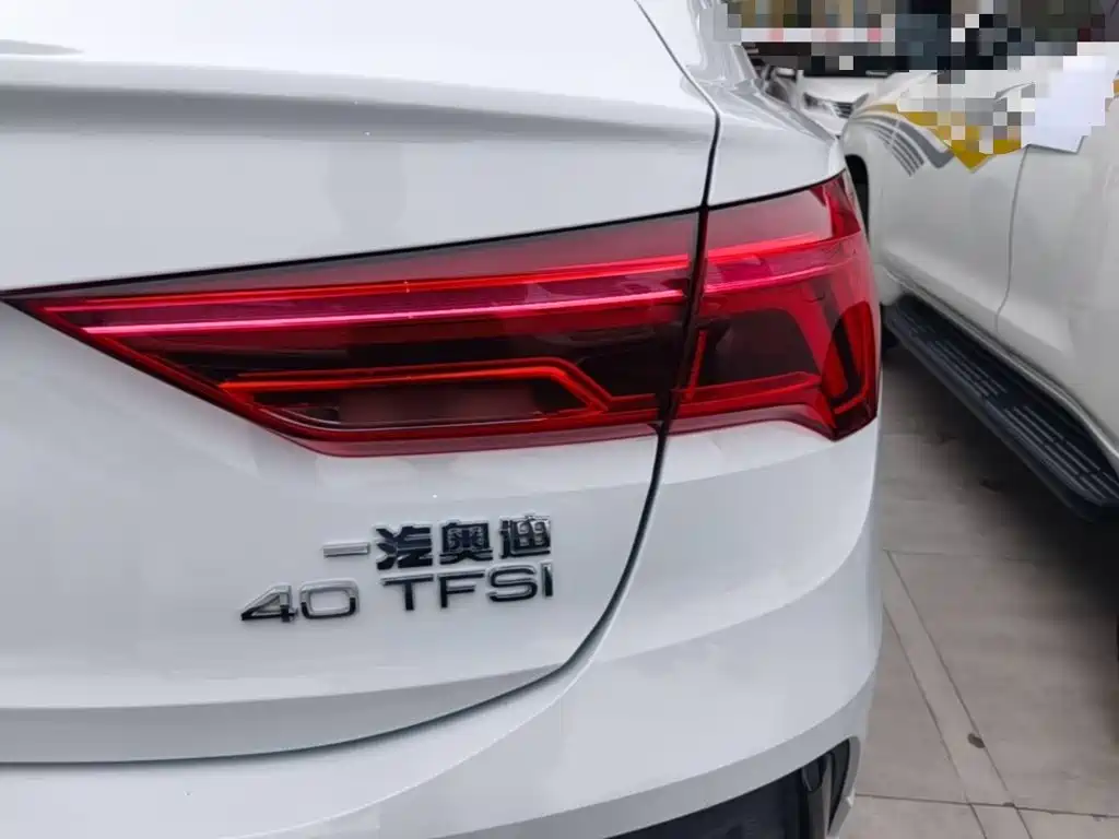 Audi Q3 Sportback 2021 — фото 8