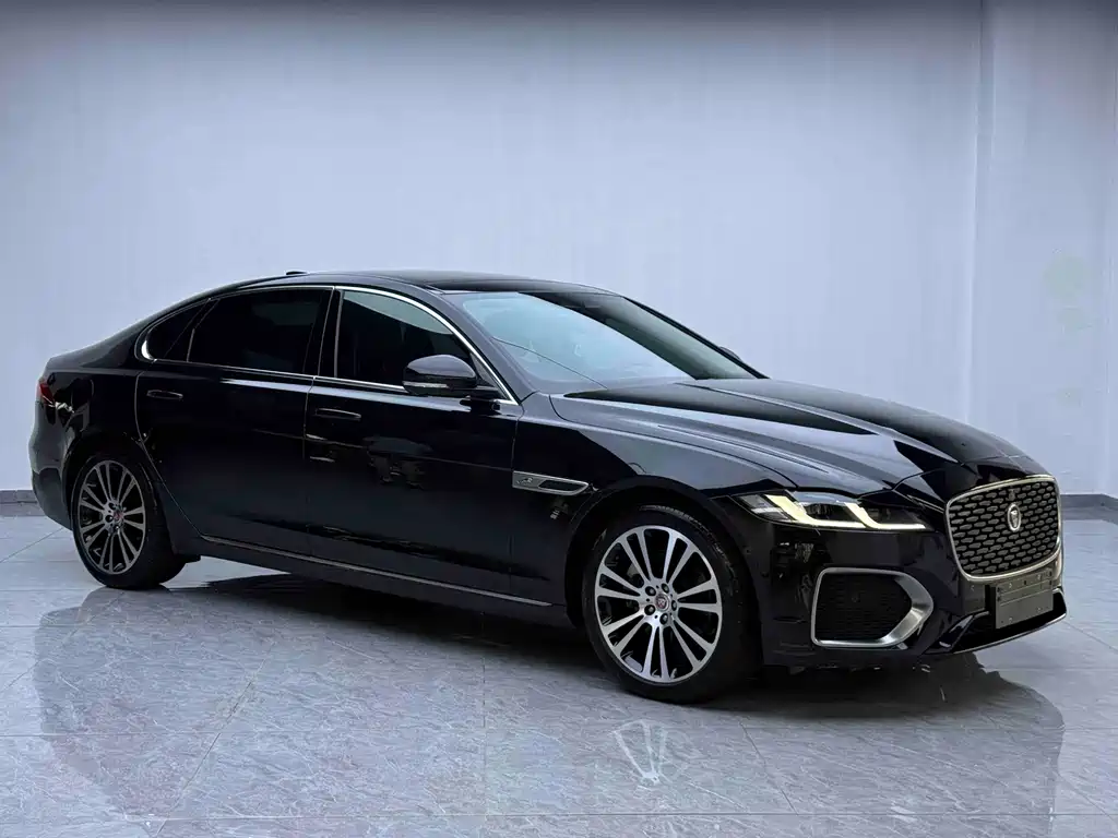 Jaguar XFL 2024