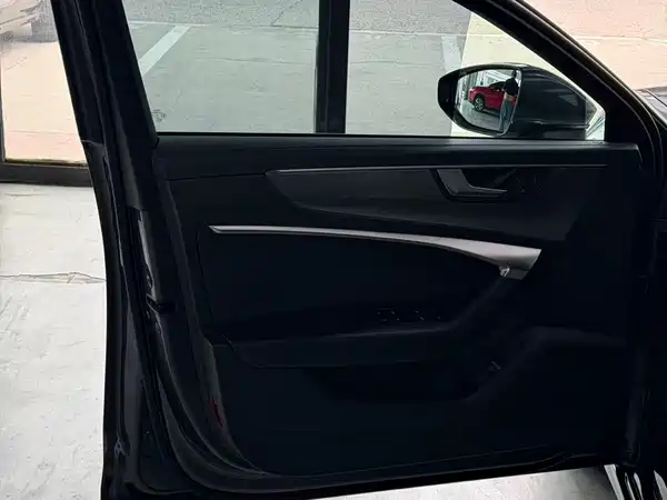 Audi A6L 2020