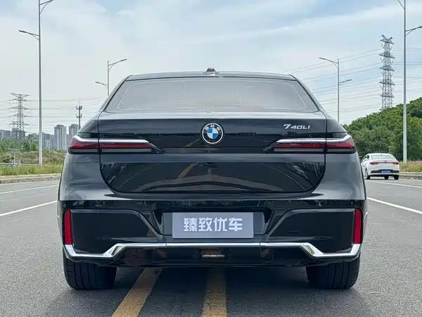 BMW 7 Series 2023