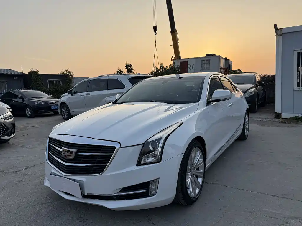 Cadillac ATS-L 2018 — фото 1