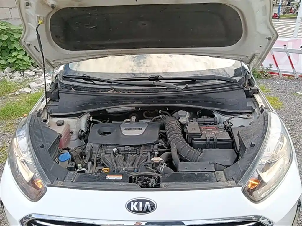 Kia KX3 2016 — фото 20