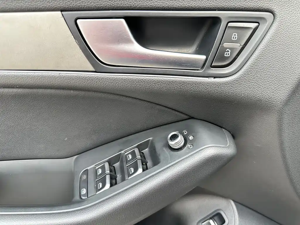 Audi Q5 2016 — фото 17