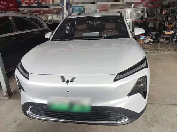 Wuling Starlight S 2025
