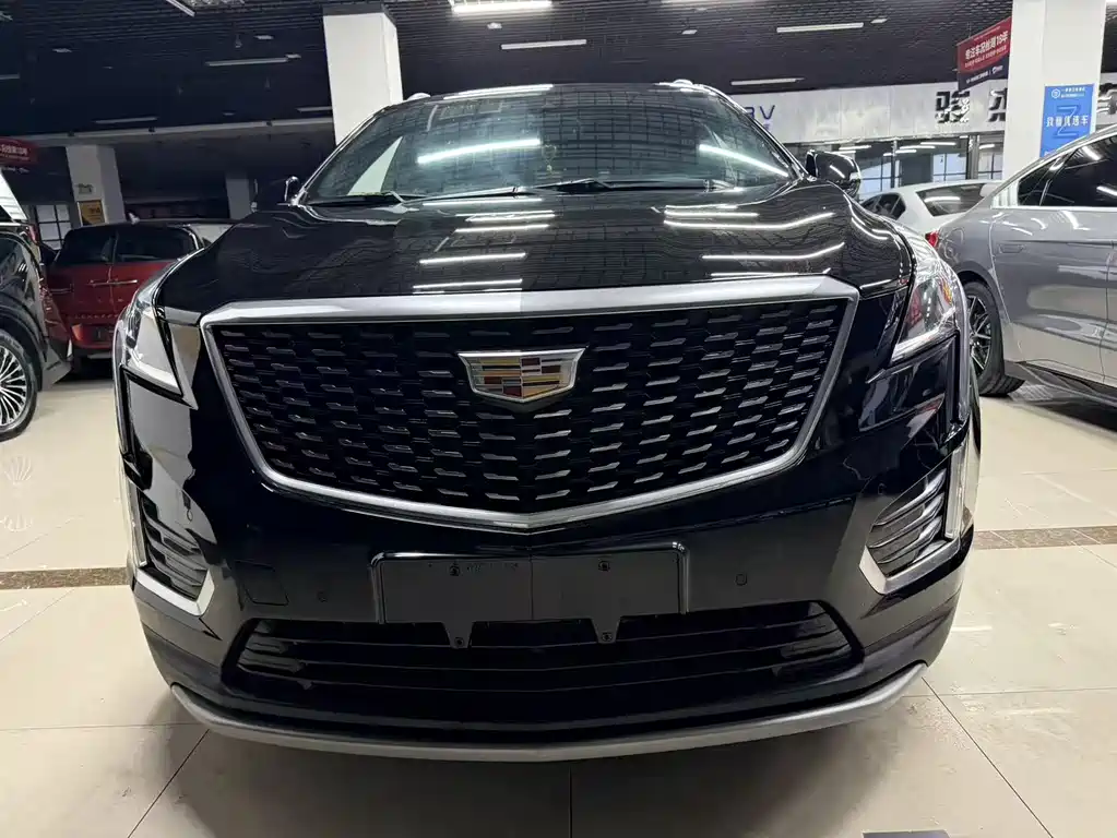 Cadillac XT5 2022 — фото 2