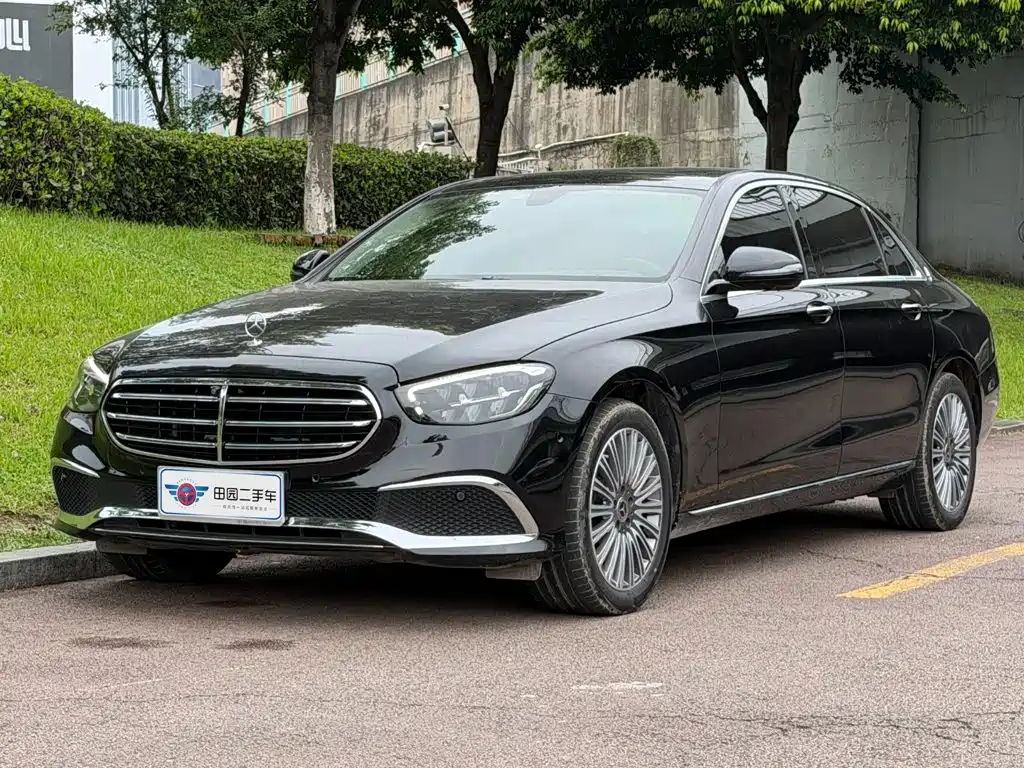 Mercedes-Benz E-Class 2023 — фото 1