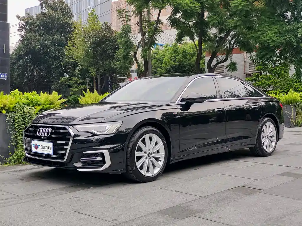 Audi A6L 2024 — фото 1