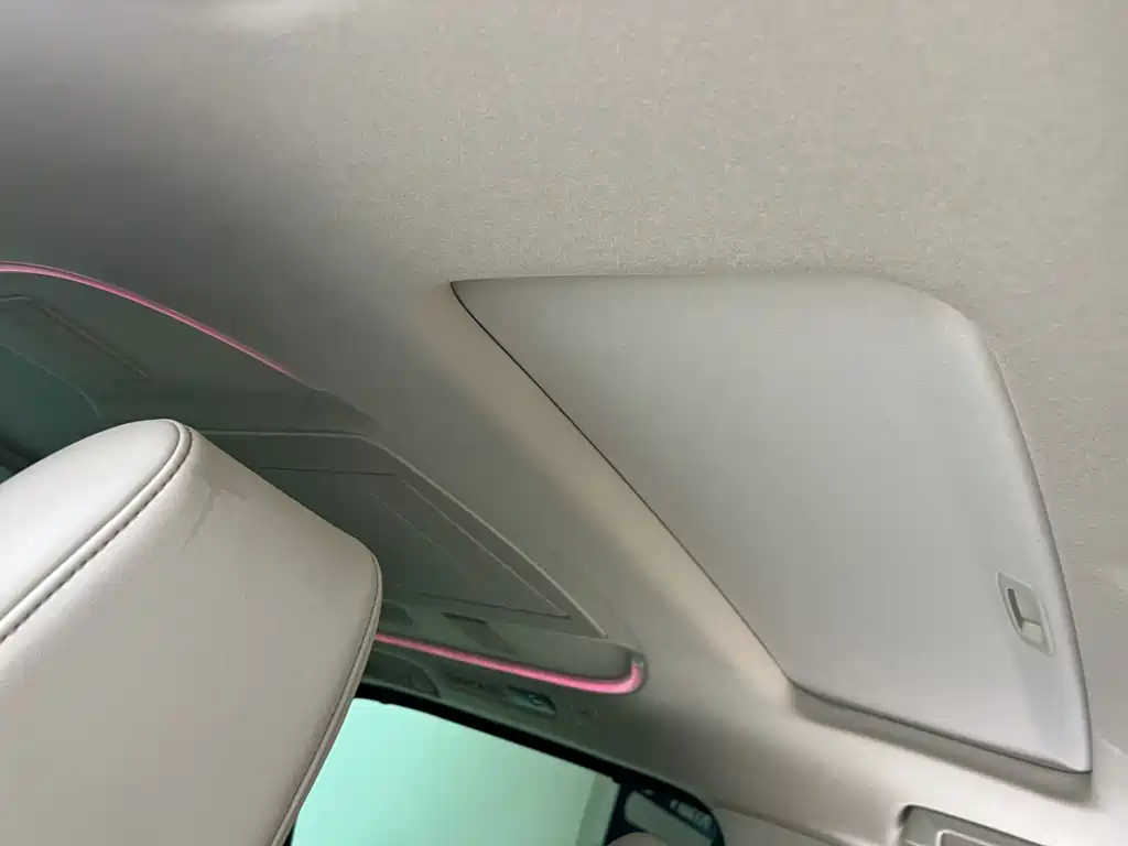 Toyota Alphard 2022 — фото 23