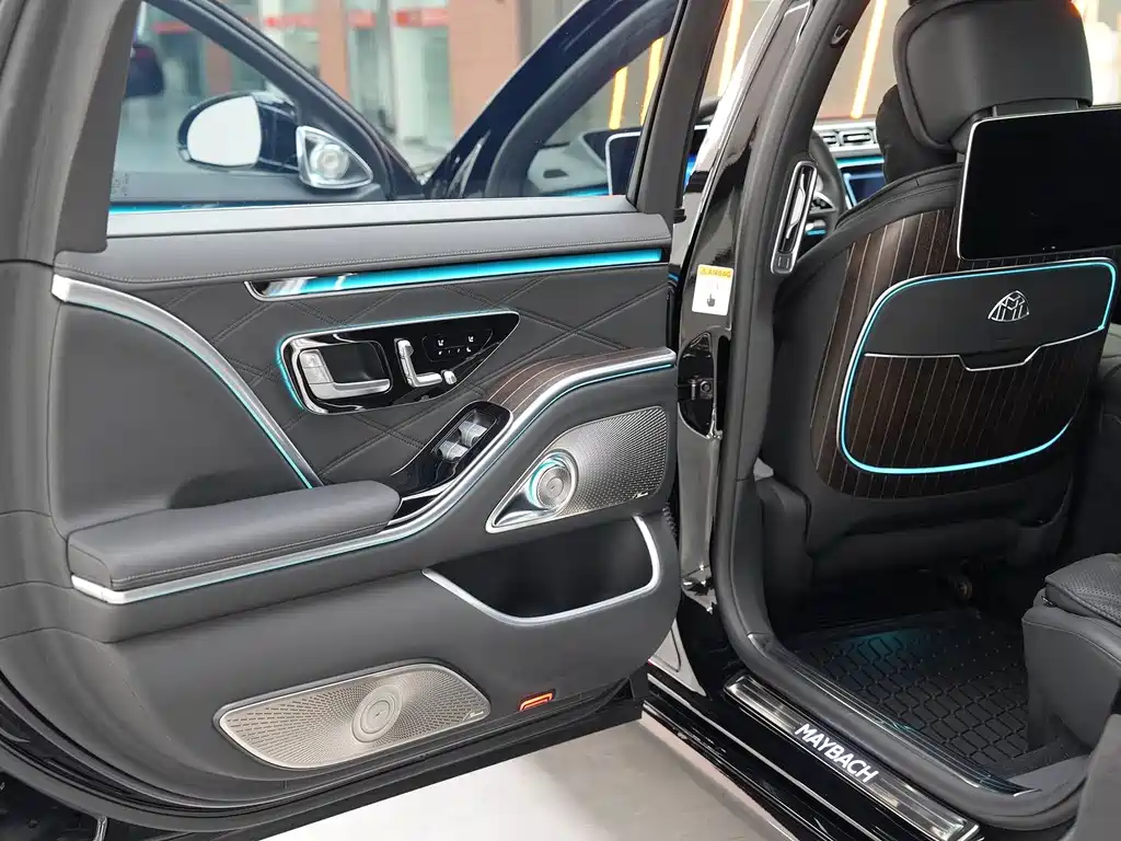 Mercedes-Benz Maybach S-Class 2022 — фото 41