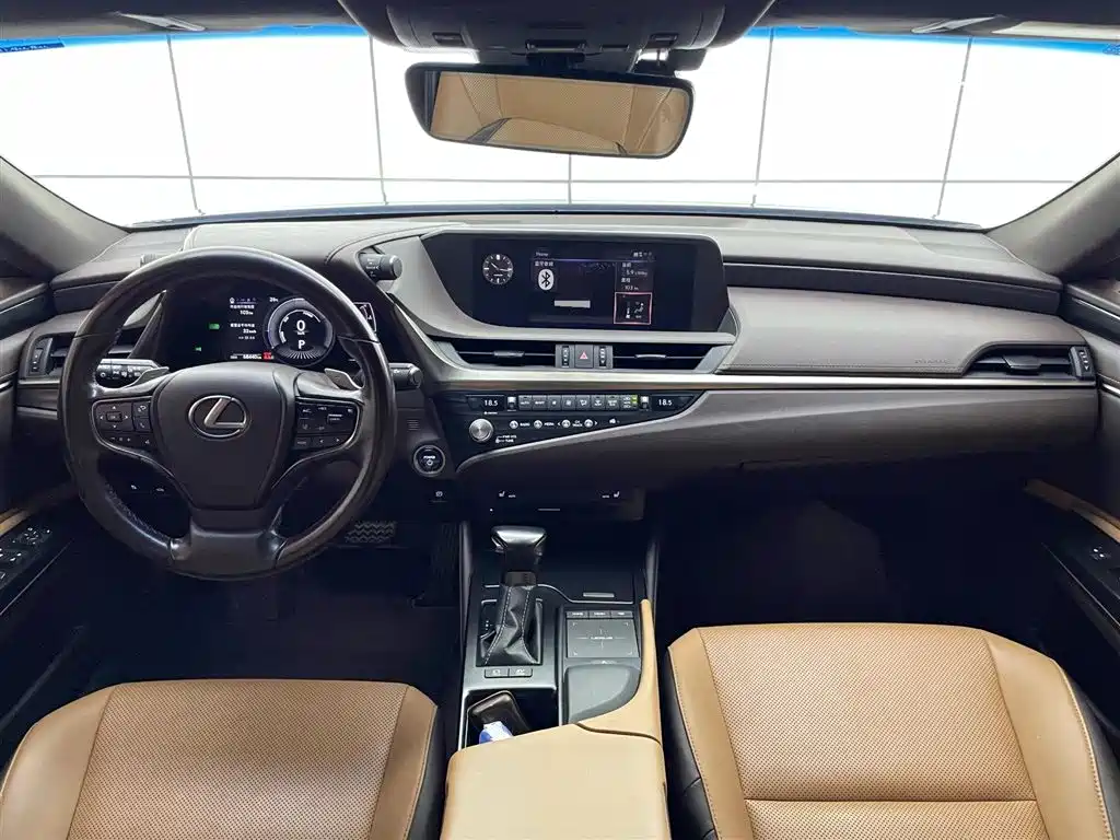 Lexus ES 2021 — фото 10