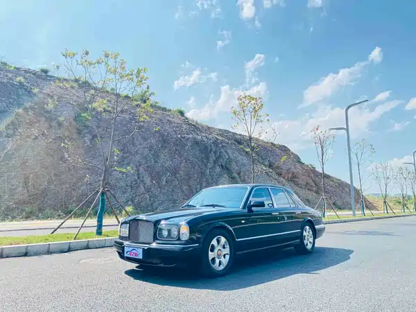 Bentley Elegant 2005
