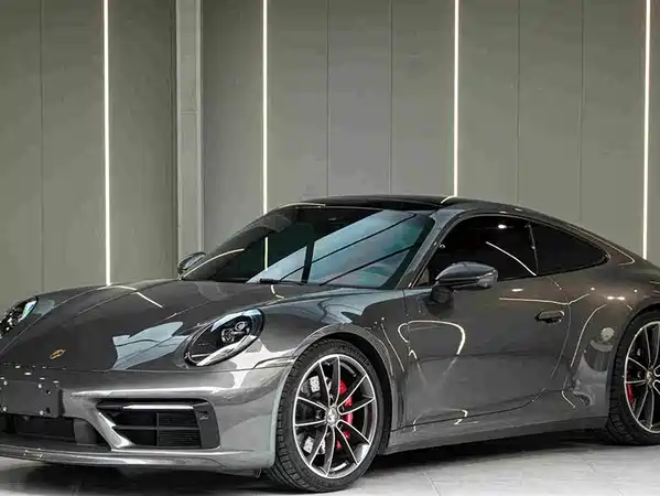 Porsche 911 2023