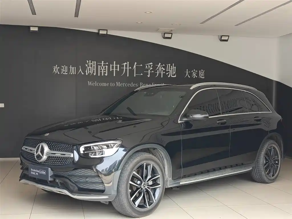 Mercedes-Benz GLC 2021 — фото 1