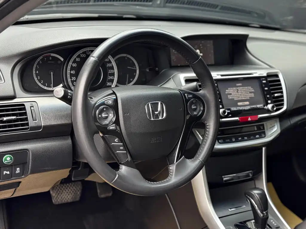 Honda Accord 2014 — фото 8