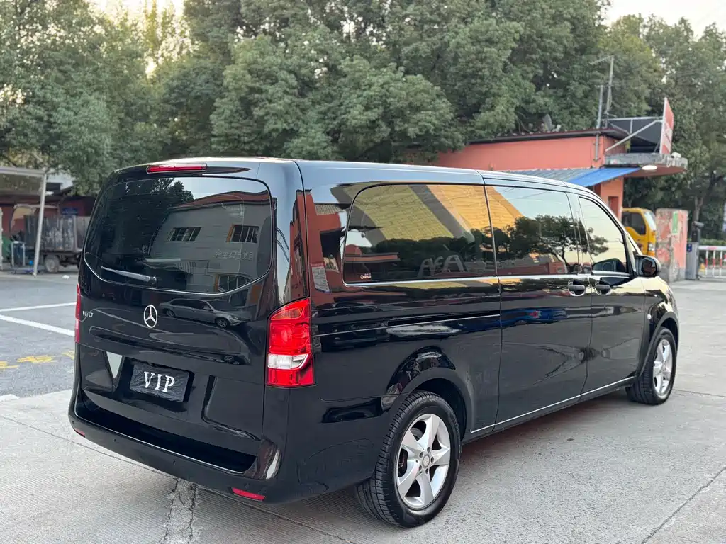 Mercedes-Benz Vito 2018 — фото 10