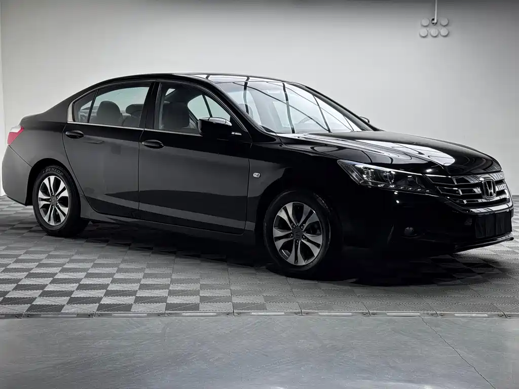 Honda Accord 2014 — фото 3
